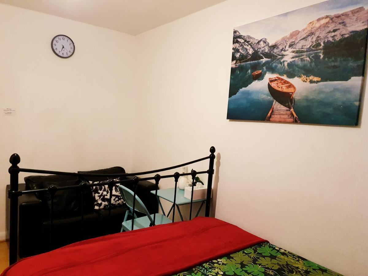 Merciful King Room, In Zone 2-3 ลอนดอน ภายนอก รูปภาพ