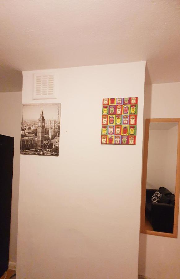 Merciful King Room, In Zone 2-3 ลอนดอน ภายนอก รูปภาพ