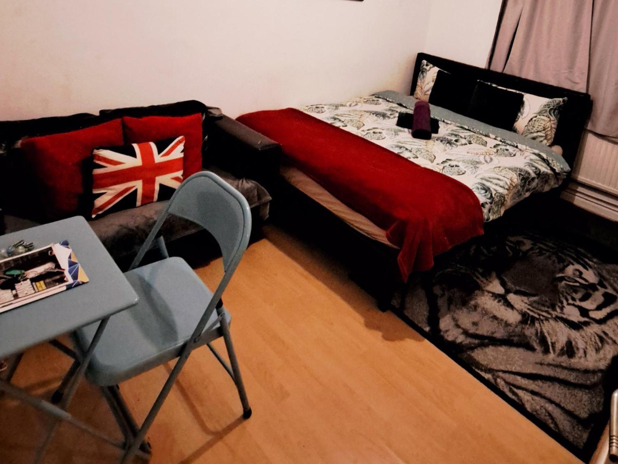 Merciful King Room, In Zone 2-3 ลอนดอน ห้อง รูปภาพ